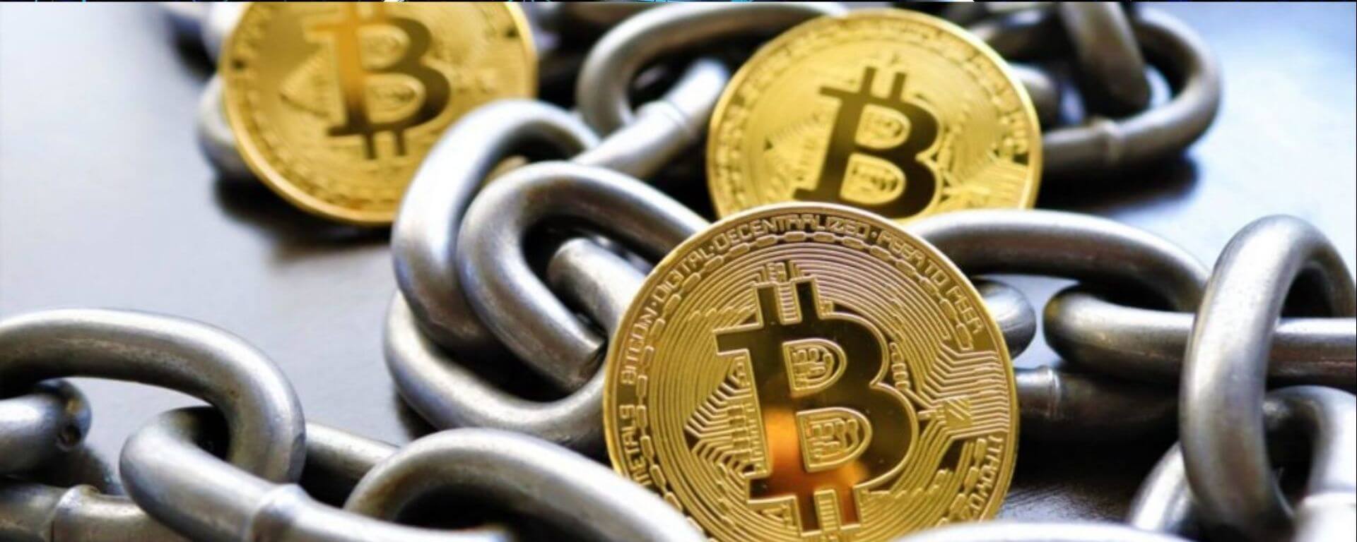 Bitcoin cai mais de 11% com fluxo de saída de US$ 141.4 milhões de instituições