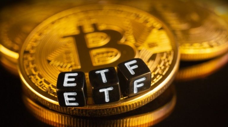 SEC atrasa decisões sobre mais dois ETFs de Bitcoin