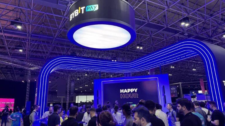 Bybit apresenta soluções inovadoras de pagamentos e cripto no Web Summit Rio 2025 1 Copia de Contra Capa 22